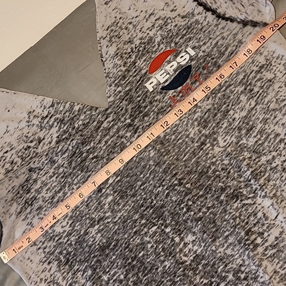 The Buckle Pepsi t-shirt Lg - Picture 8 of 9